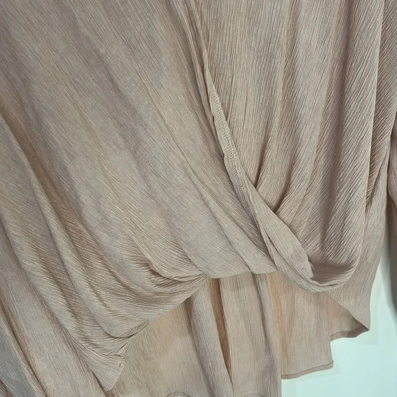 NWT FREE PEOPLE Check On It Light Pink Wrap Top Size Medium - Picture 8 of 16